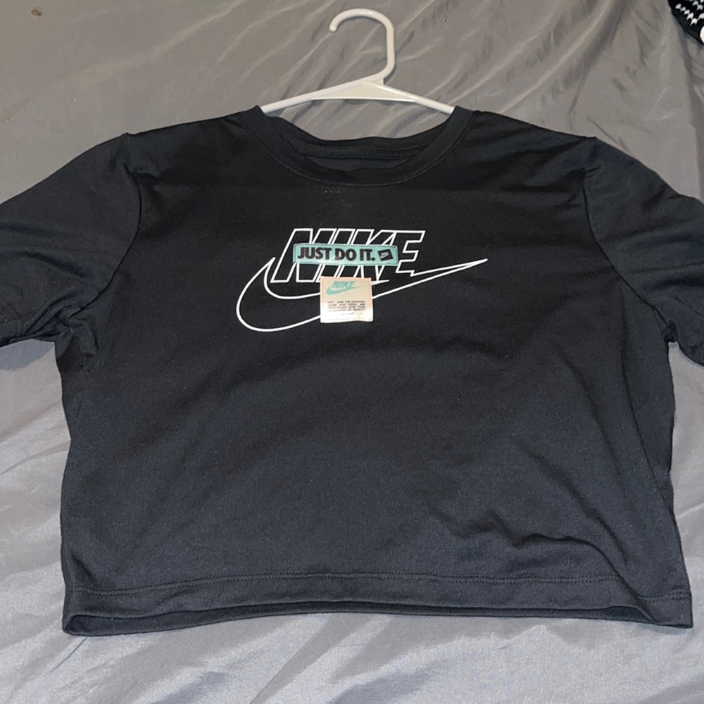 Black crop top